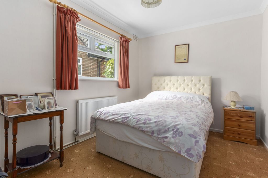 Additional image 8 of 3 bed detached bungalow for saleDryden Way, Liphook GU30