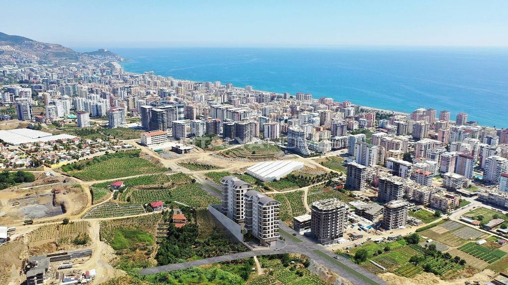 Property photo 2 of 36