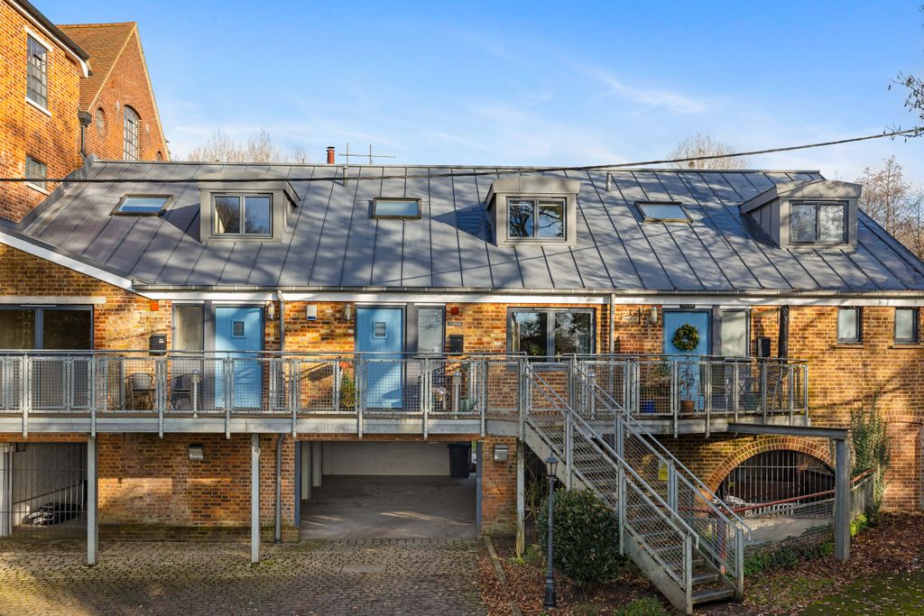 Property photo 2 of 26 Image1-26.Jpg