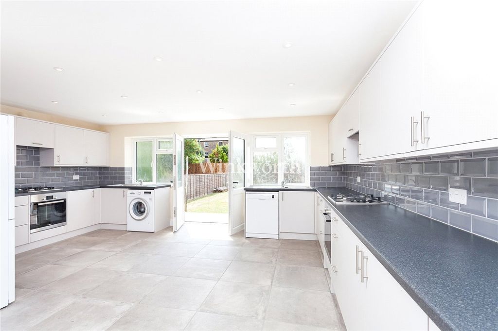Property photo 1 of 15 Picture No. 02