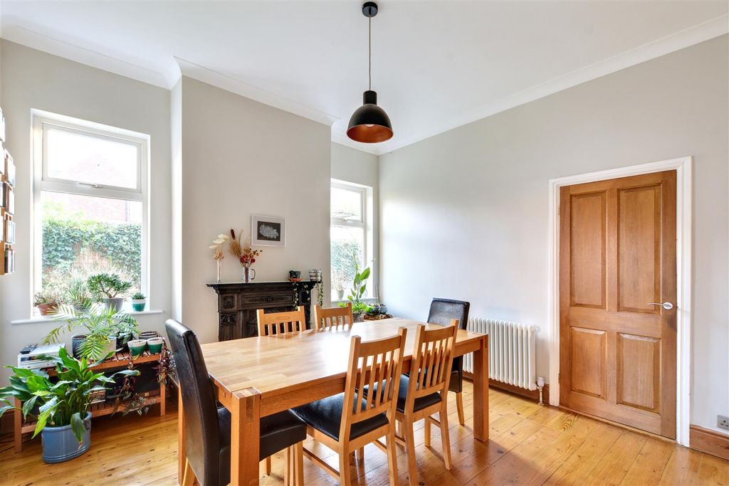 Property photo 3 of 30 Dining Room_1.Jpeg