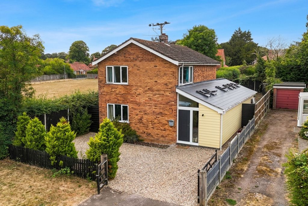 Property photo 1 of 28