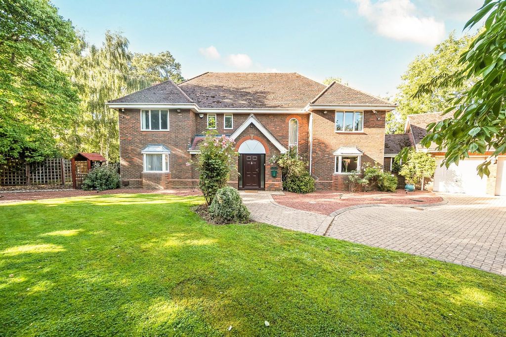 Property photo 2 of 41 1353781-1-68c2F4Ccea4Fb.Jpg