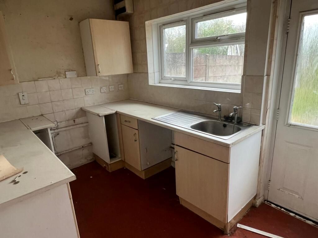 Property photo 3 of 9