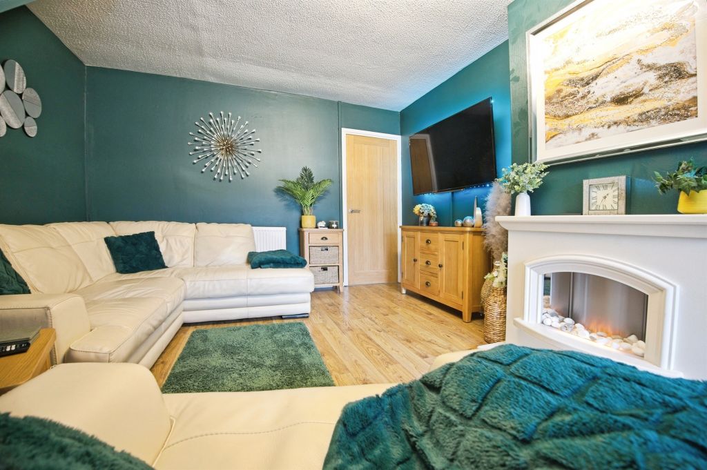 Property photo 3 of 26