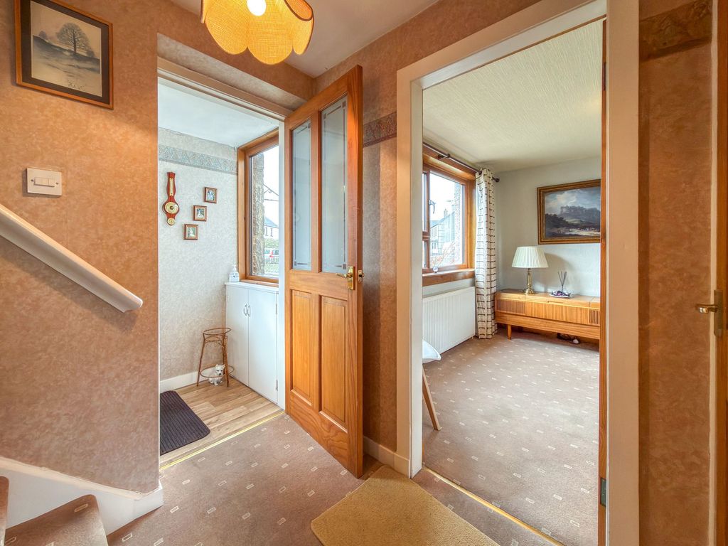 Property photo 2 of 23