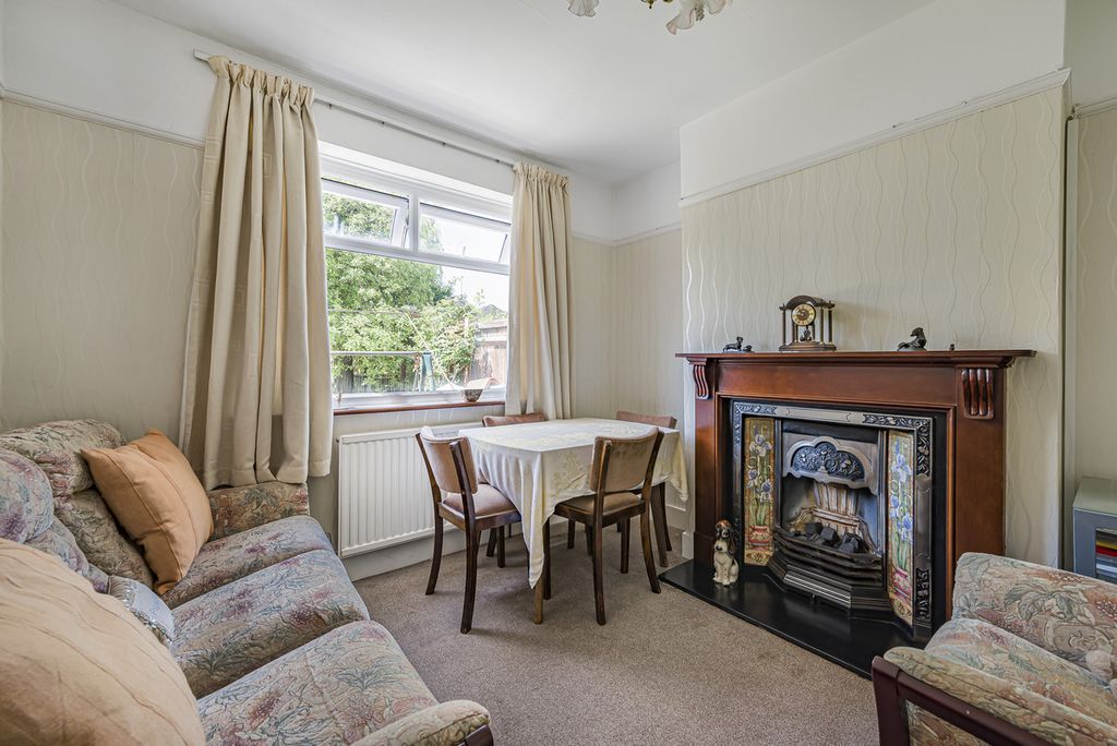 Property photo 2 of 14