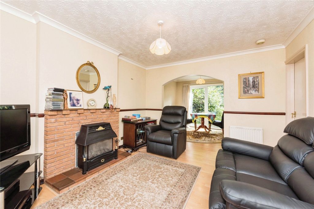 Property photo 3 of 17 Picture No. 11