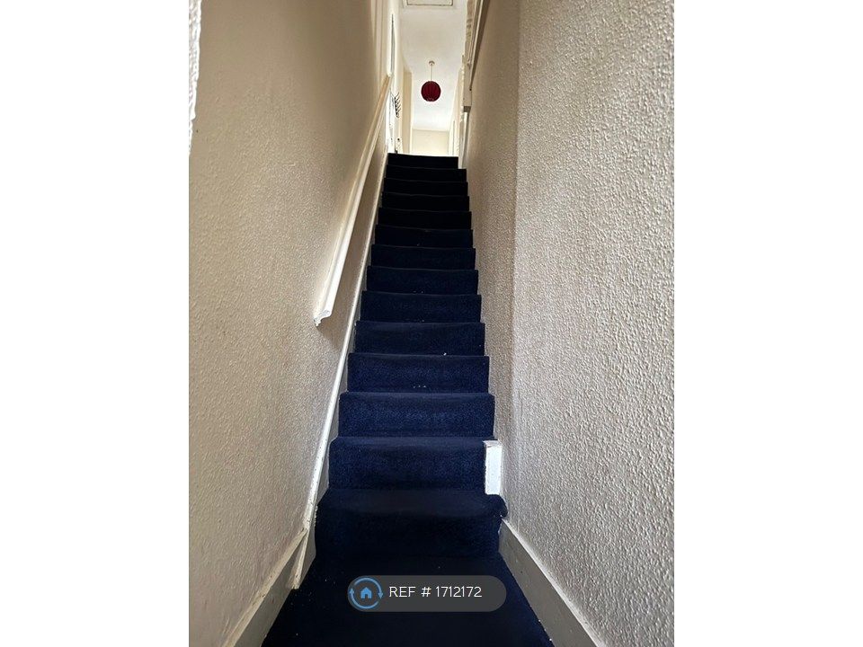Property photo 2 of 30