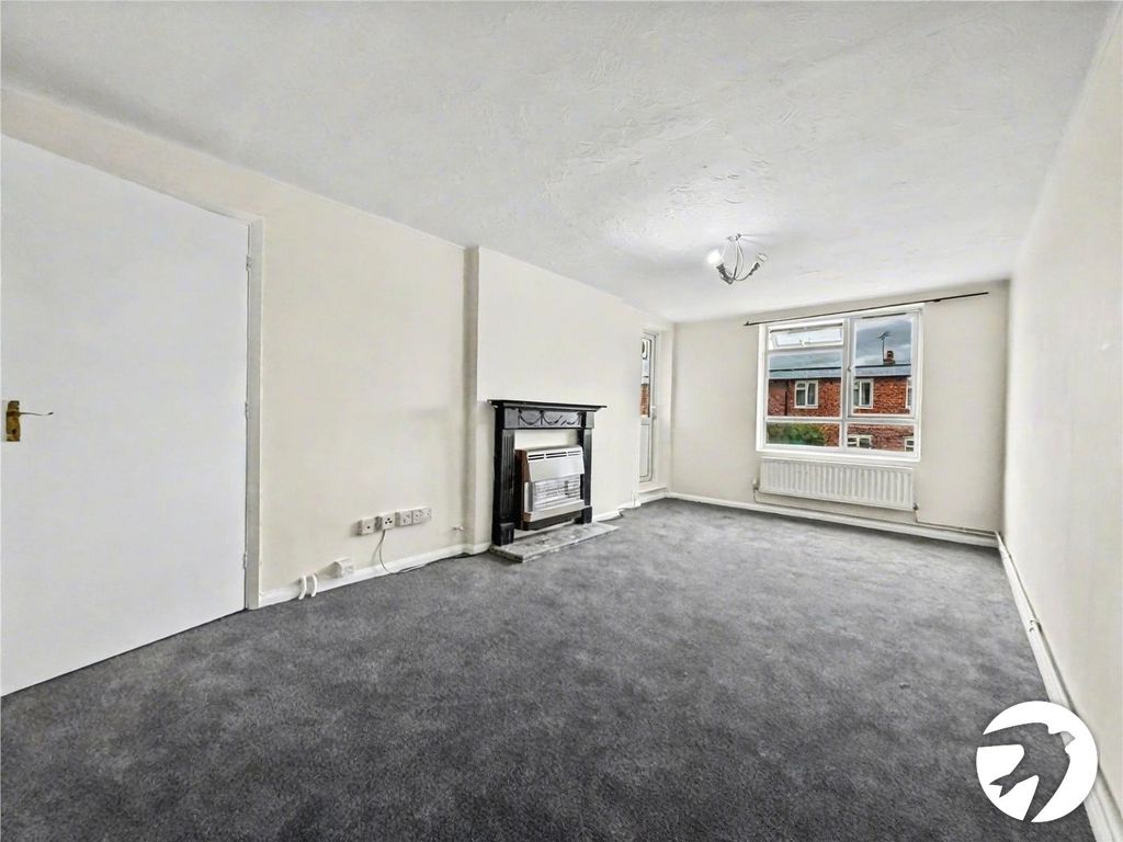 Property photo 2 of 9 Picture No. 03