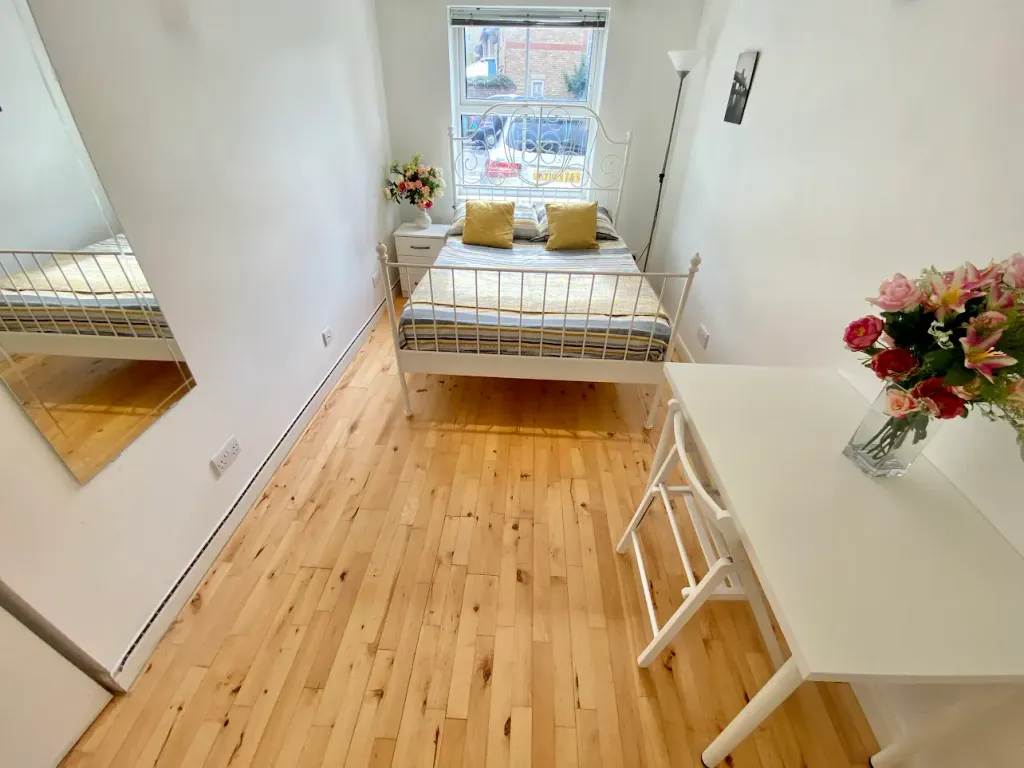 Property photo 1 of 4