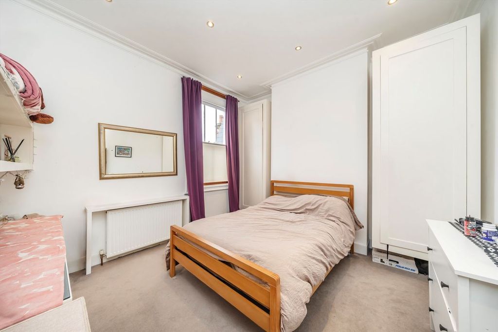 Property photo 3 of 8