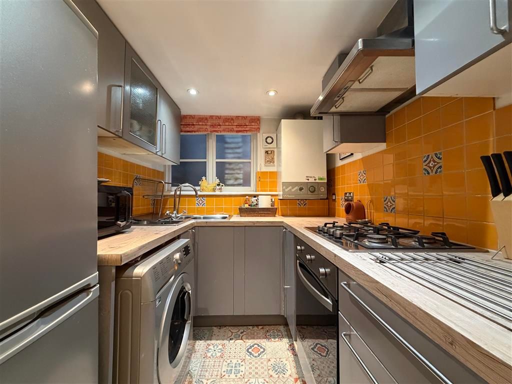 Property photo 3 of 8 Image