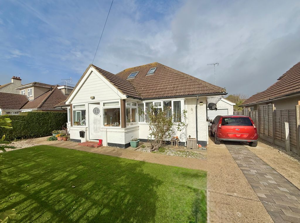 Property photo 1 of 22 12 Knightscroft Avenue Front 1