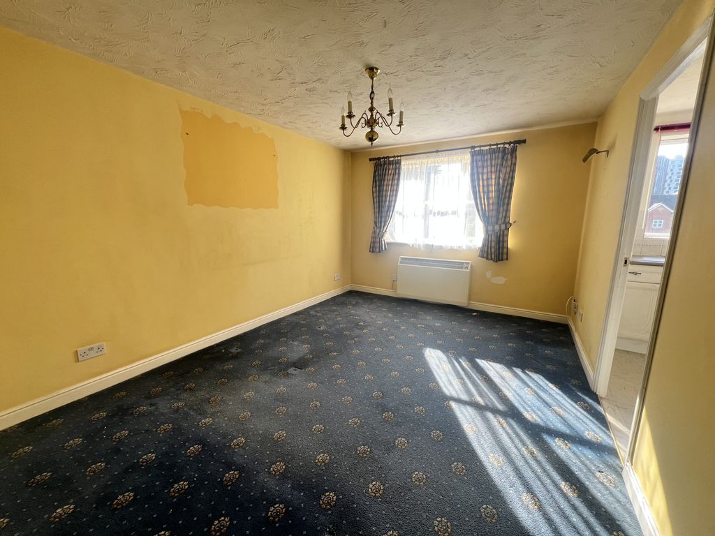 Property photo 3 of 7