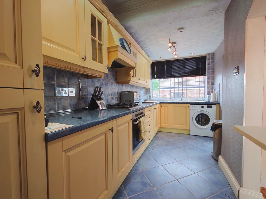 Property photo 3 of 28