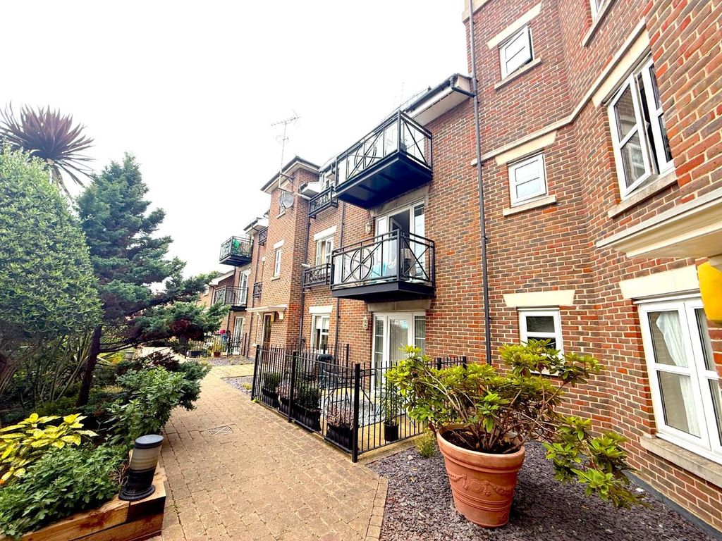 Property photo 1 of 16 Img_2587.Jpg