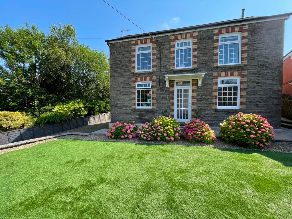 Property photo 1 of 44