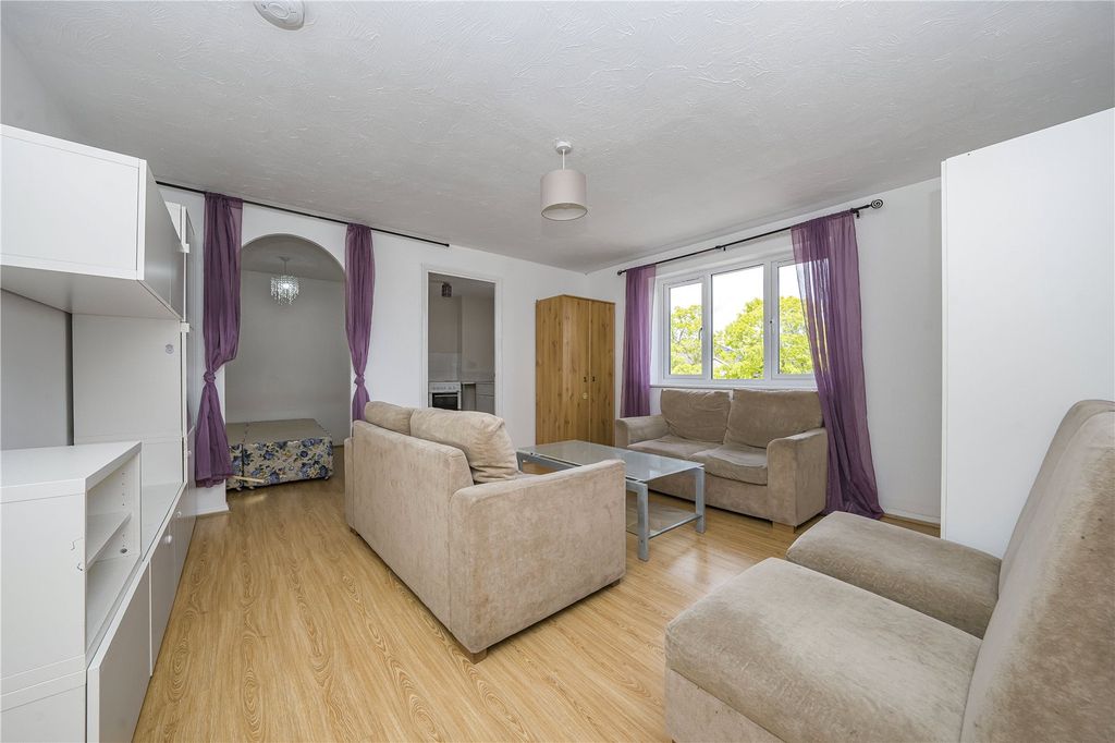 Property photo 3 of 9 Picture No. 02