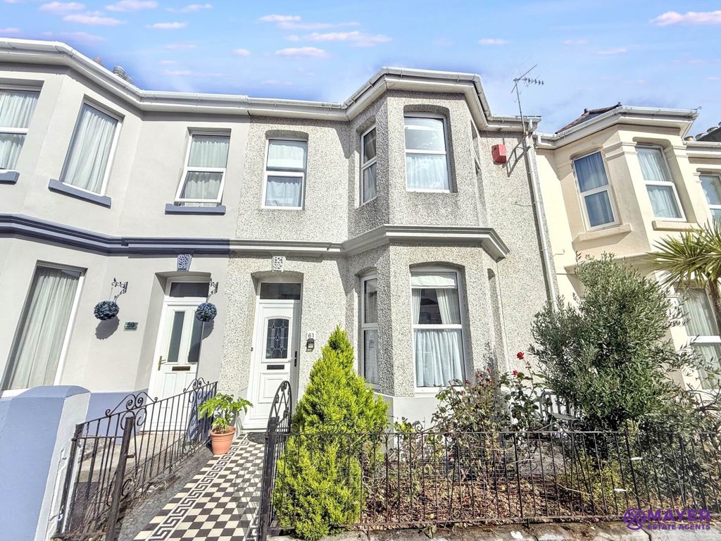 Property photo 1 of 19