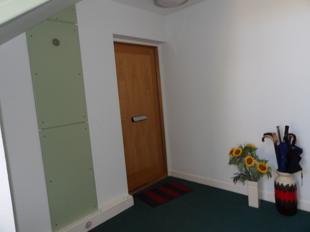 Property photo 3 of 30