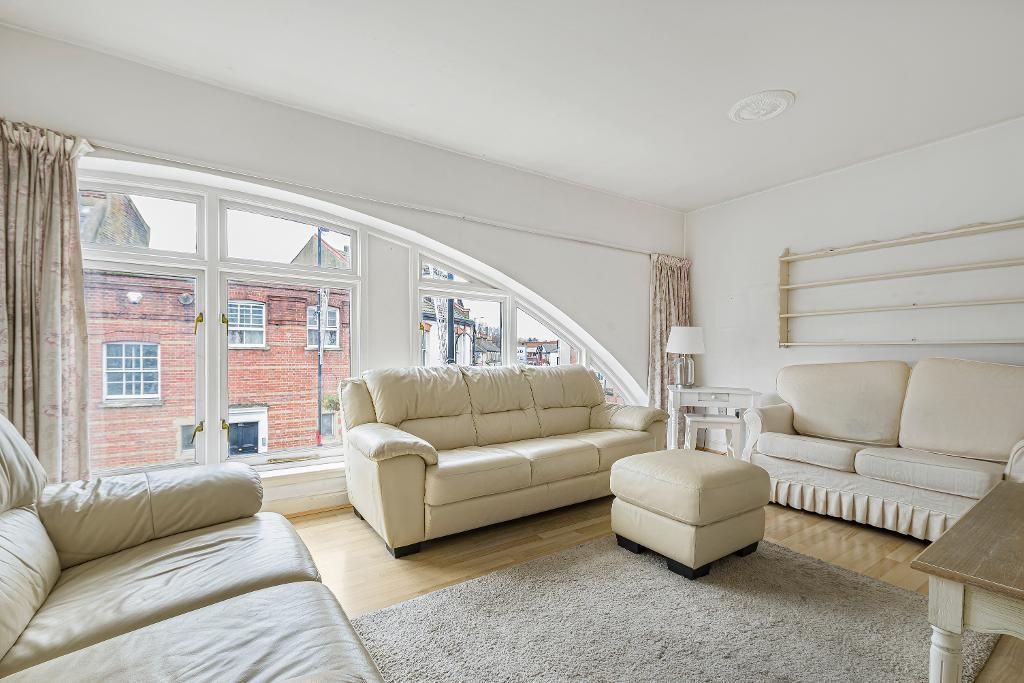 Property photo 2 of 11 Photo 2