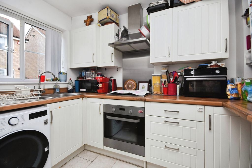 Property photo 2 of 15 Pbox-Img.Jpg