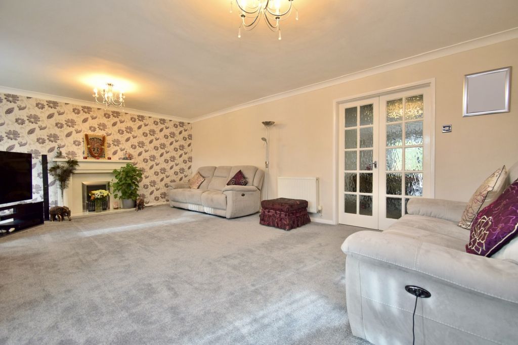 Property photo 3 of 29 Gallery