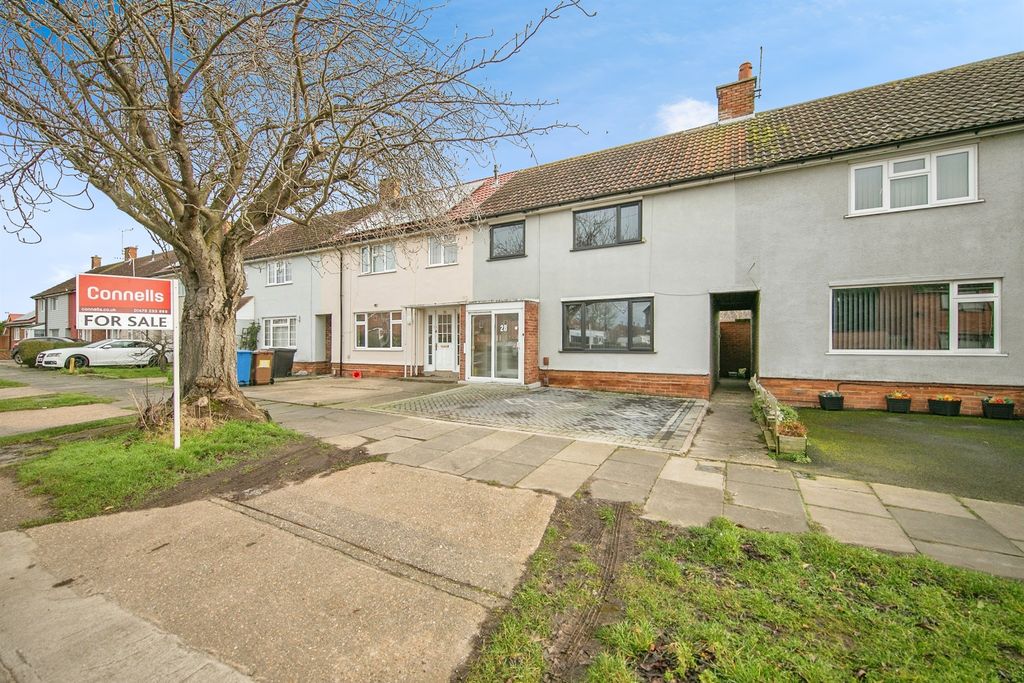 Property photo 1 of 15