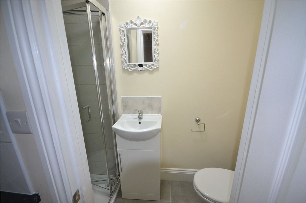 Property photo 3 of 4 Picture No. 02