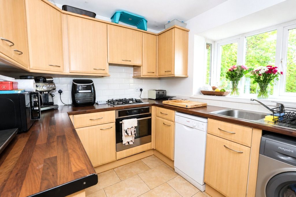 Property photo 3 of 13 Picture No. 05