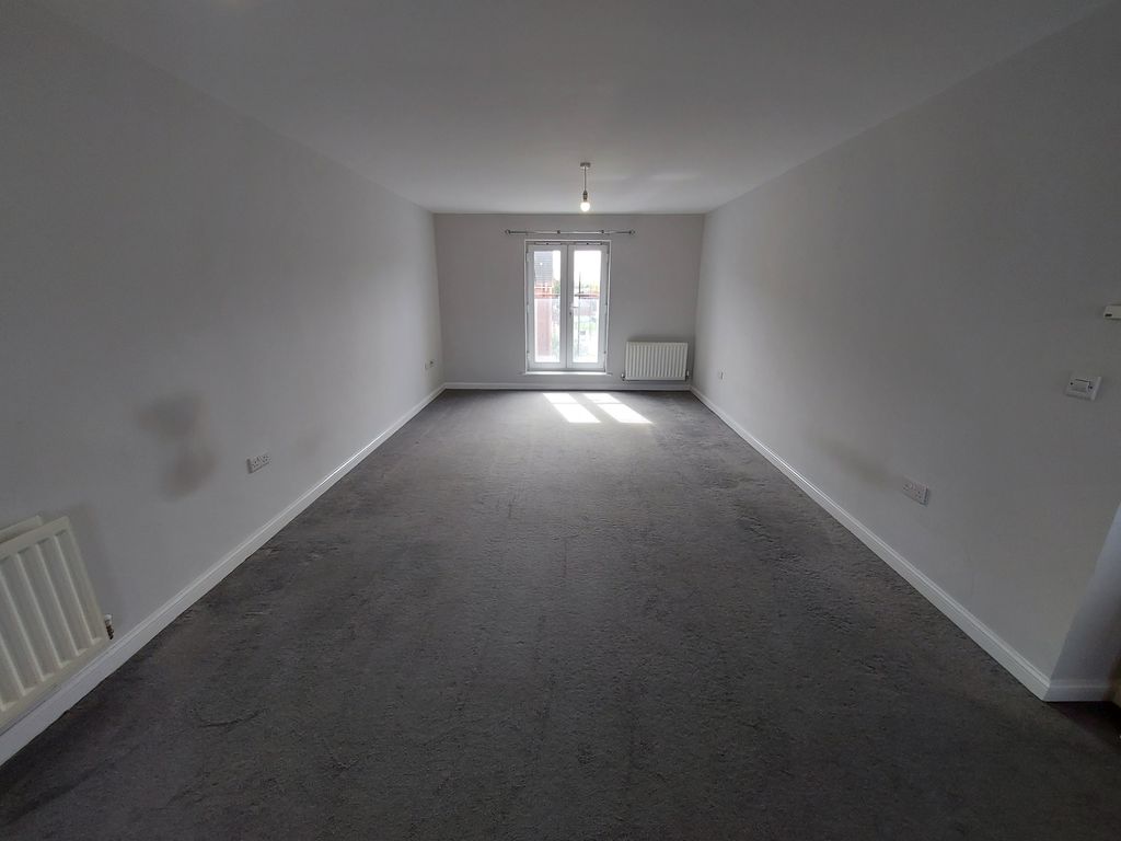 Property photo 1 of 6 Lounge