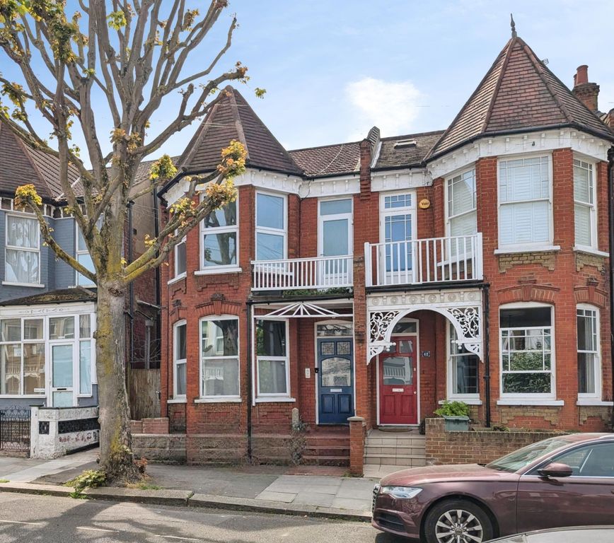 Property photo 1 of 12