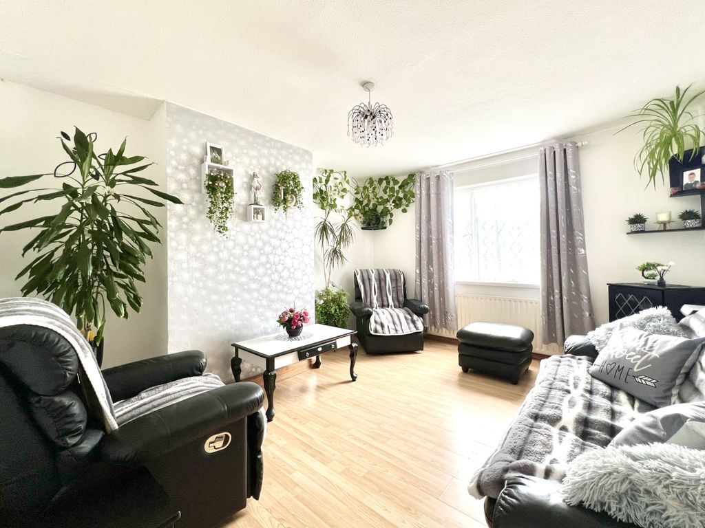 Property photo 2 of 16 2