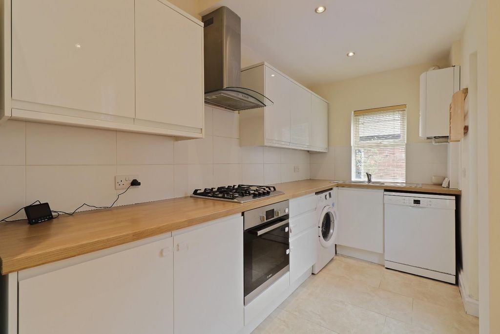 Property photo 1 of 27 Kitchen