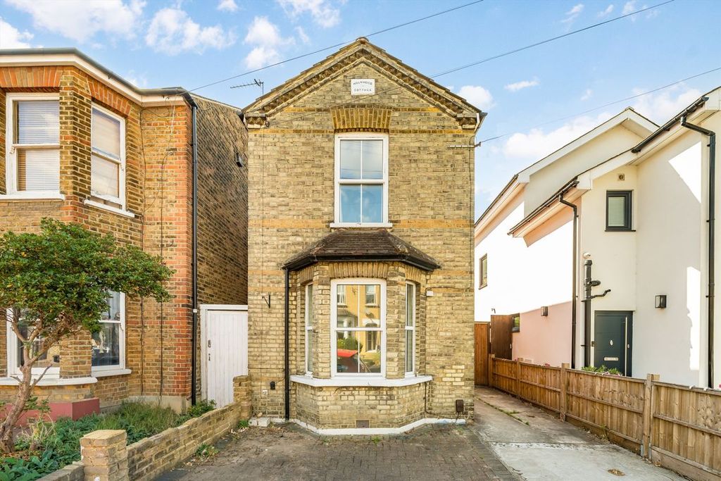 Property photo 1 of 7