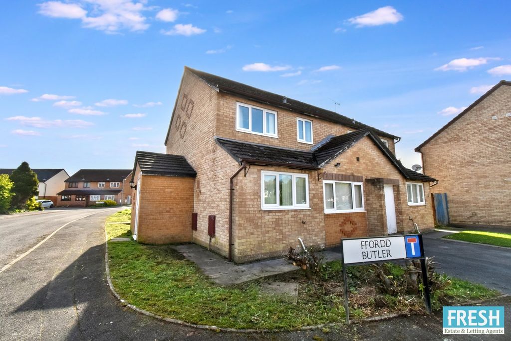 Property photo 1 of 33