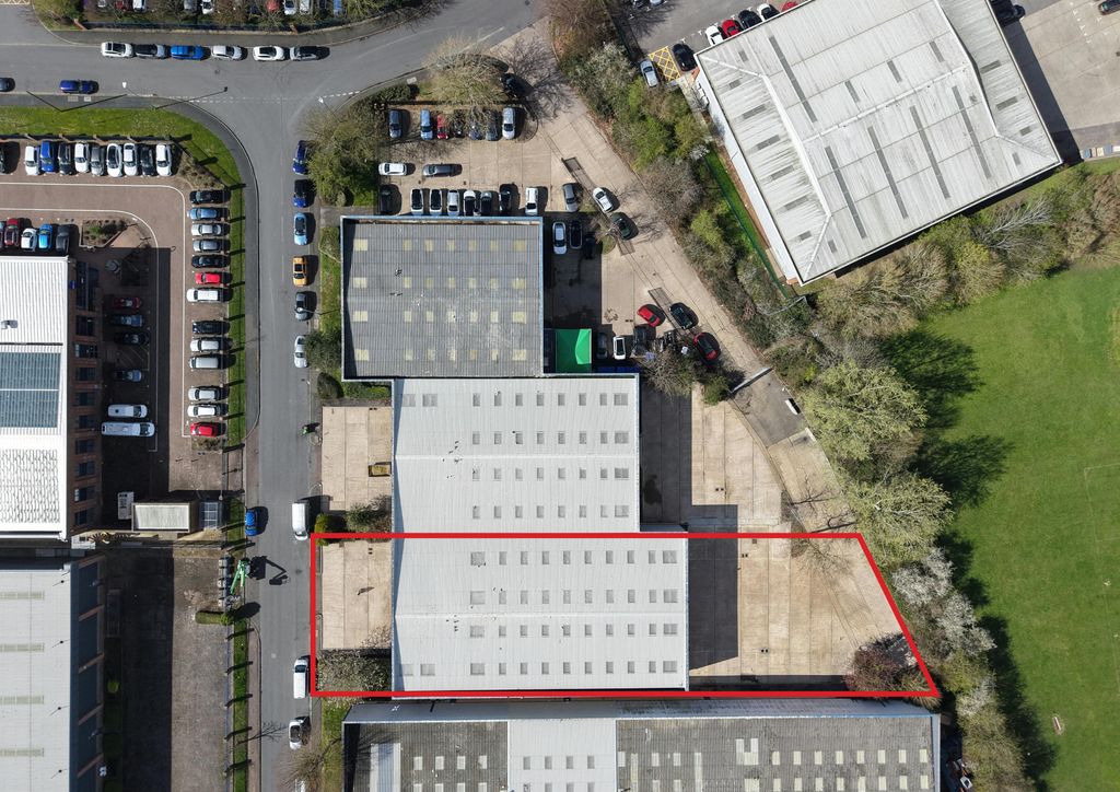 Property photo 3 of 19 Unit 33 Aerial Yard.Jpg