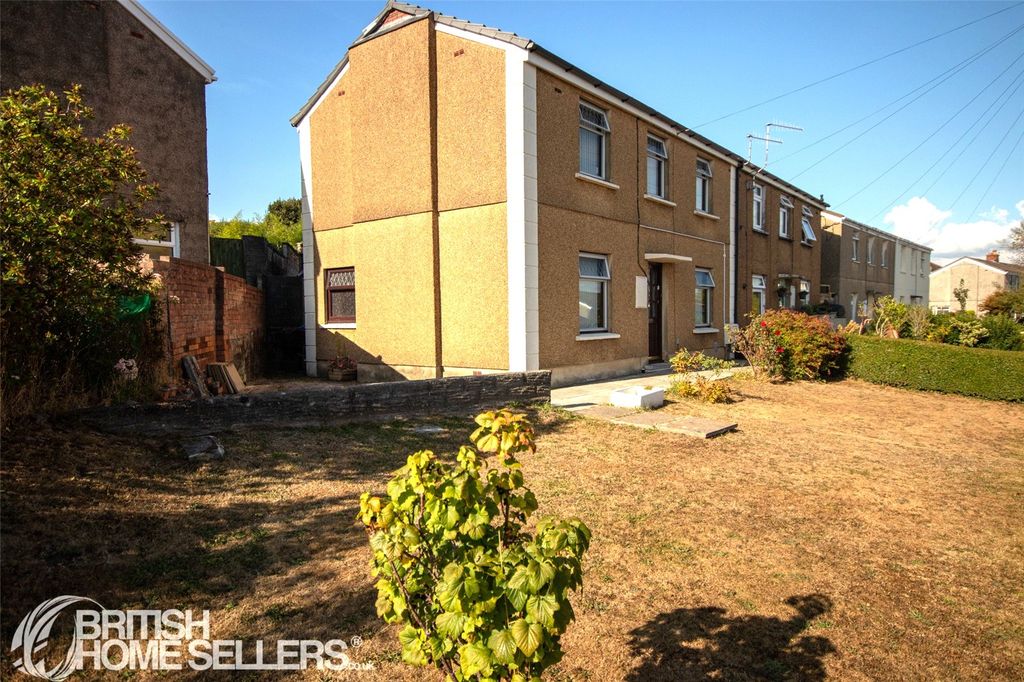 Property photo 1 of 12 Picture No. 21