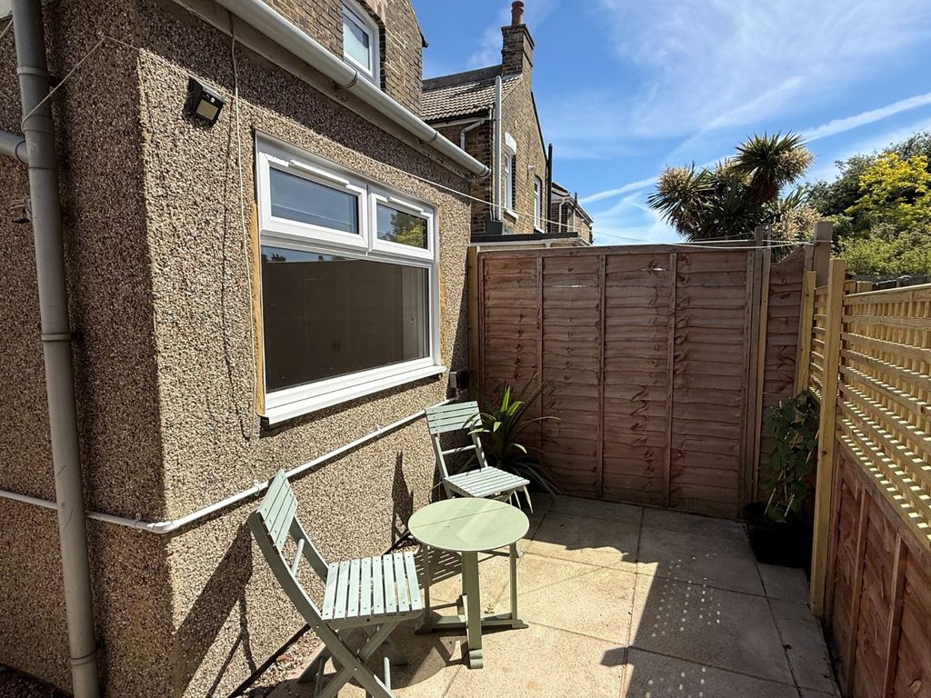 Property photo 3 of 13 Picture No. 13