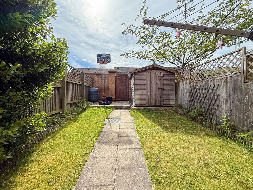 Property photo 3 of 19