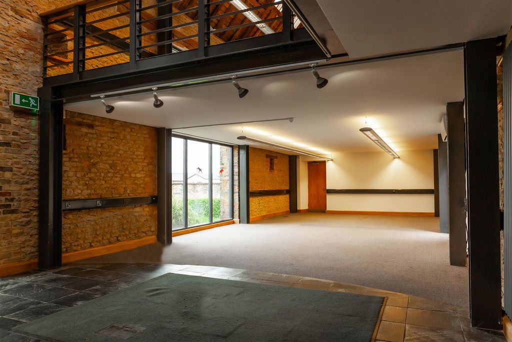 Property photo 2 of 11 Copy Of Img_0307 Copy.Jpg