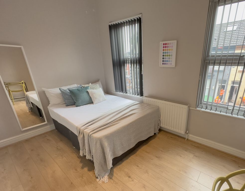 Property photo 2 of 11 2