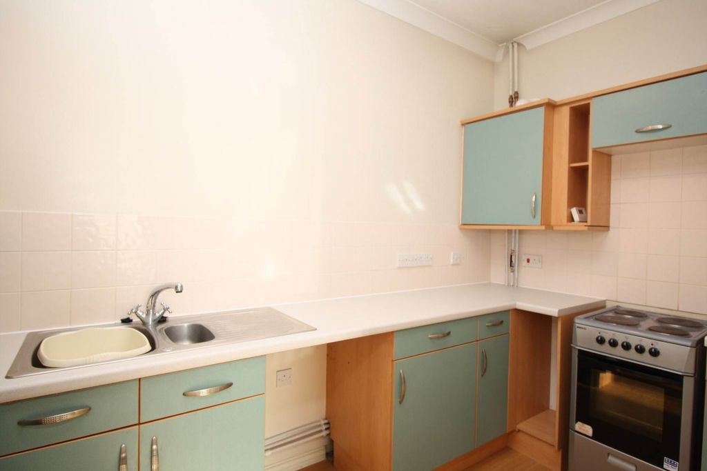 Property photo 2 of 5