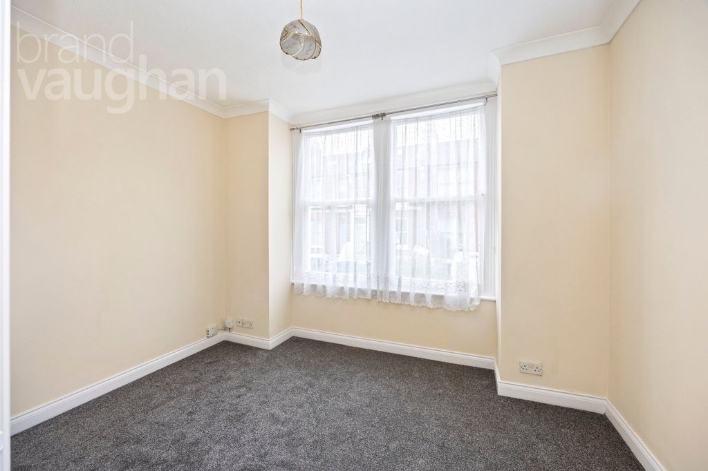 Property photo 2 of 15 Picture No. 01