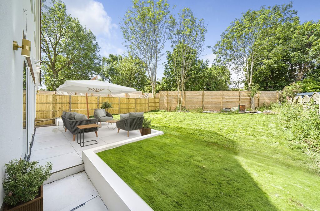 Property photo 1 of 20 Picture No. 34