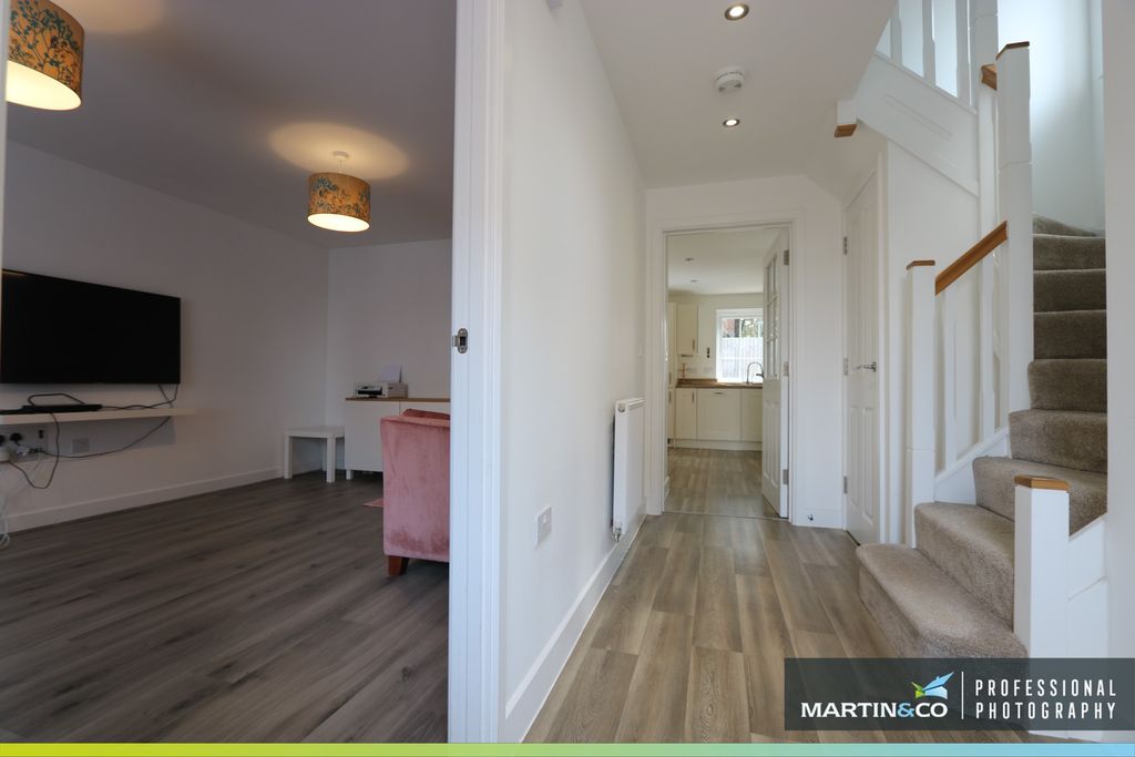 Property photo 3 of 26