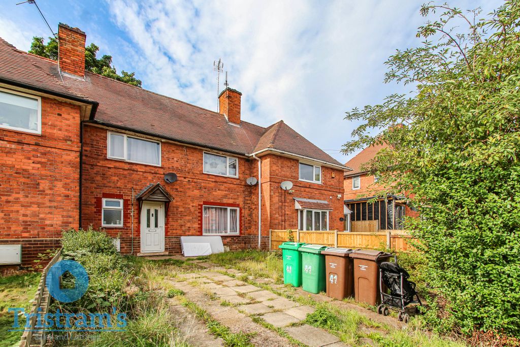 Property photo 1 of 3