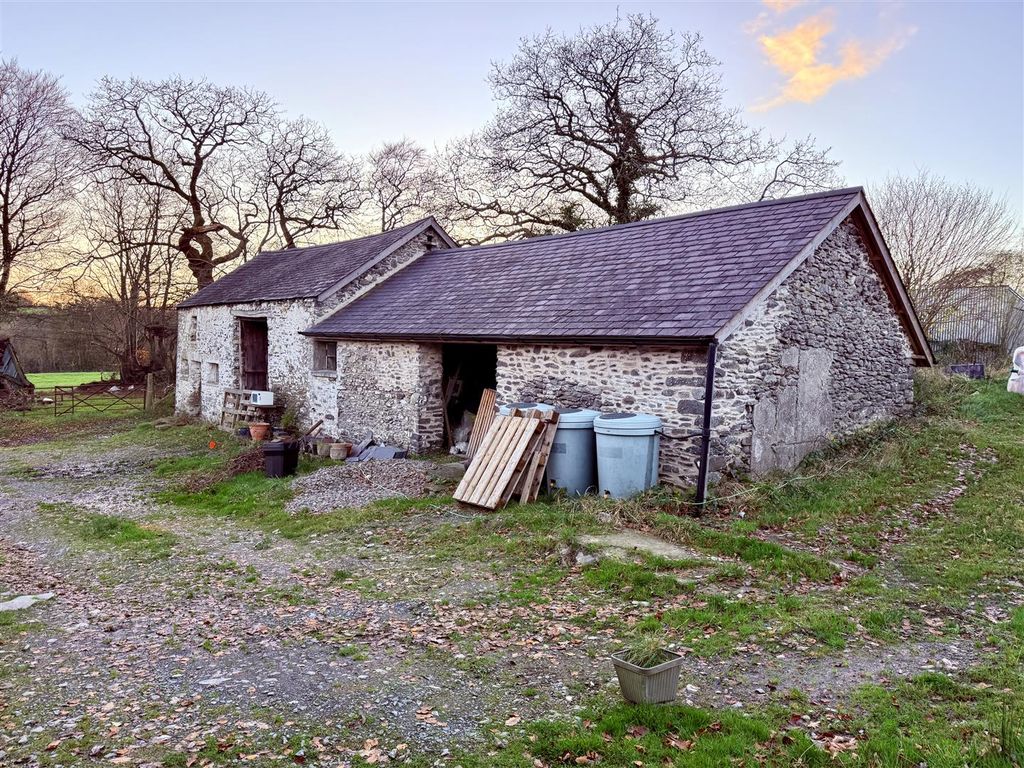 Property photo 3 of 34 Img_1124.Jpeg