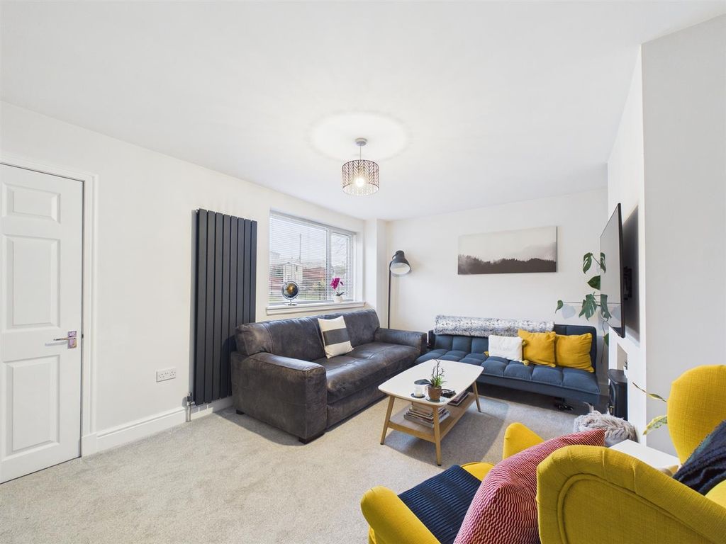 Property photo 2 of 16 Cam01486G0-Pr0972-Still007.Jpg